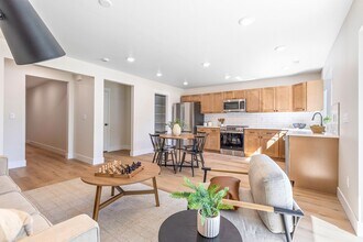 605 N Rd 34-Unit -Unit A ??FIRST MONTH RENT FREE?? in Pasco, WA - Building Photo - Building Photo