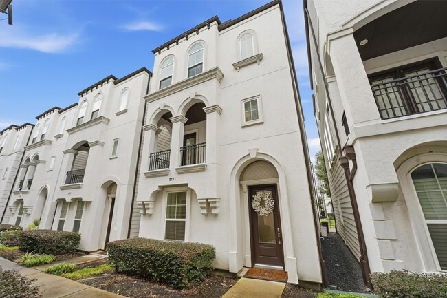 property at 2714 Freund St