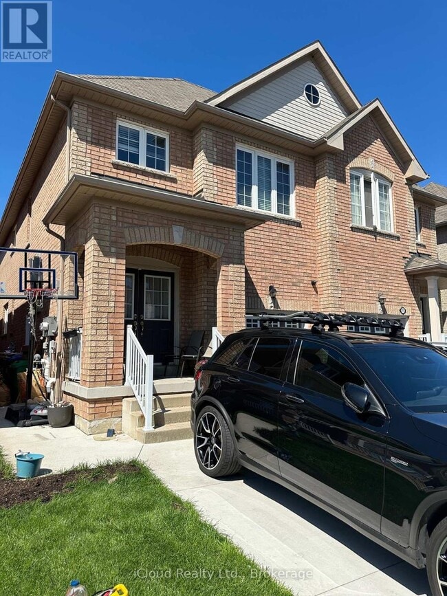 property at 3881 Skyview St