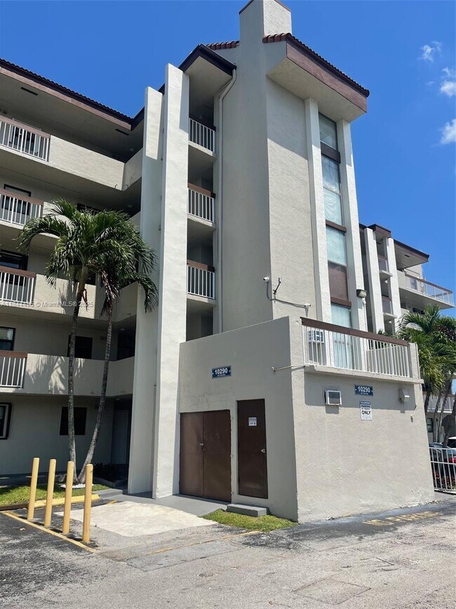 property at 10290 NW 9th St Cir