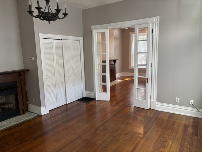 1109 Russell St, Unit 1