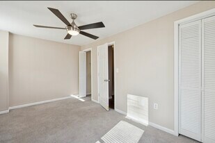 3343 Ravenwood Ave in Baltimore, MD - Building Photo