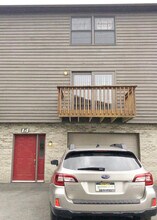 14 Silver View Ct in Morgantown, WV - Foto de edificio - Building Photo