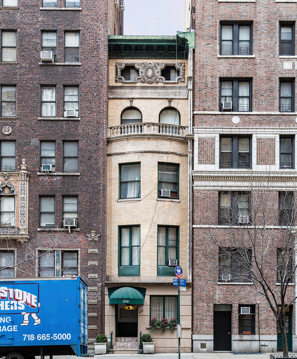 249 West End Avenue in New York, NY - Building Photo