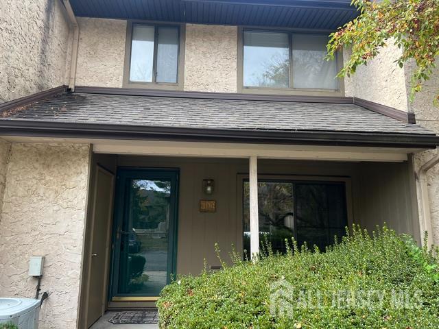 property at 304 Hampshire Dr