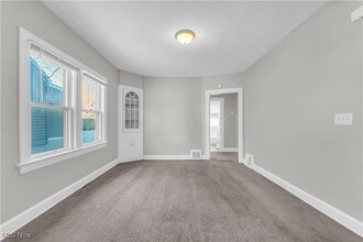 4013 W 23rd St in Cleveland, OH - Foto de edificio - Building Photo