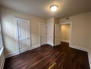 1007 Porter St, Unit B in Richmond, VA - Foto de edificio - Building Photo