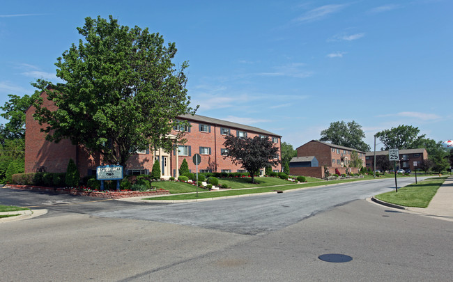 Brookfield North Apartments in Vandalia, OH - Foto de edificio - Building Photo