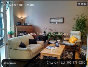 207 Maple Dr in Los Alamos, NM - Building Photo - Building Photo