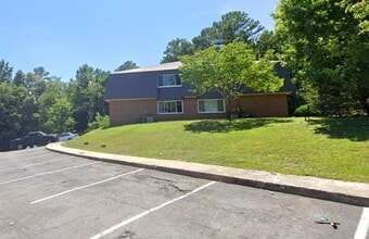 2300 Deerman St in Guntersville, AL - Building Photo - Building Photo