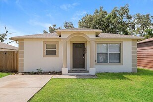 2627 E Chelsea St in Tampa, FL - Building Photo