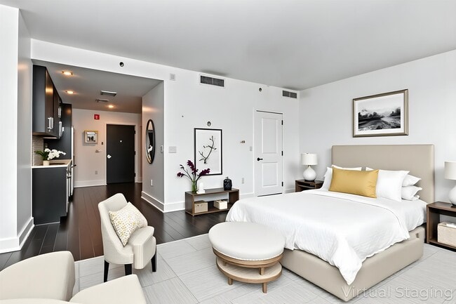 property at 1100 Maxwell Ln