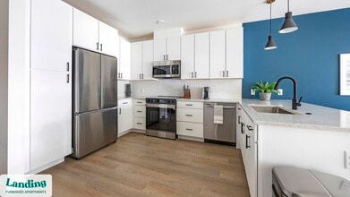 955 Bannock St, Unit 915 in Denver, CO - Building Photo - Building Photo