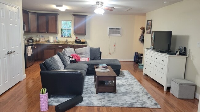 property at 401 Willard St