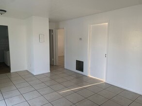 575 13th Pl in Vero Beach, FL - Building Photo - Building Photo