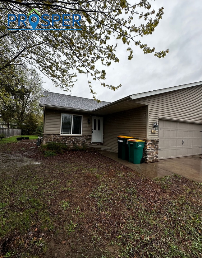 3417 Brian St in Eau Claire, WI - Building Photo - Building Photo