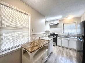 3199 Brookmeade St in Memphis, TN - Building Photo - Building Photo