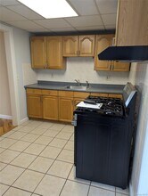 11 Walnut St in Walden, NY - Building Photo - Building Photo