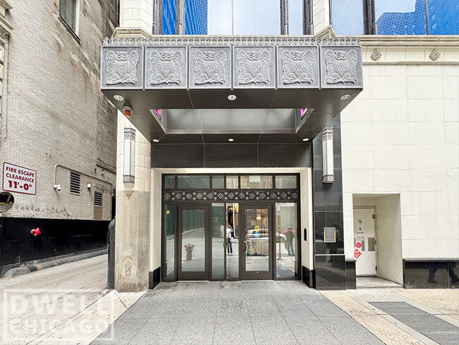 8 W Monroe St, Unit 700 in Chicago, IL - Building Photo - Building Photo