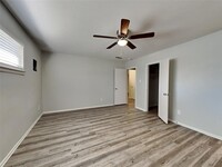 1207 Johnson St in Benbrook, TX - Building Photo - Building Photo