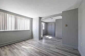 171 Loudon Rd in Concord, NH - Building Photo - Building Photo