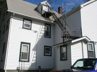 66 Cedar Ave in Patchogue, NY - Foto de edificio - Building Photo