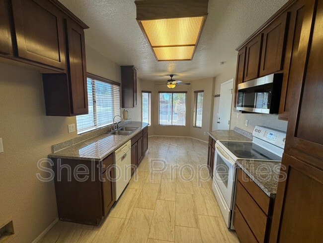 7328 W Cherry Hills Dr in Peoria, AZ - Building Photo - Building Photo