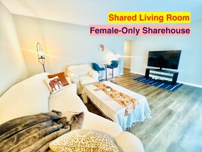 00 Meadowlane Neighborhood in Lincoln, NE - Foto de edificio - Building Photo