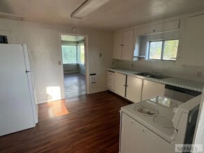 7 S 4th W in Rexburg, ID - Building Photo - Building Photo