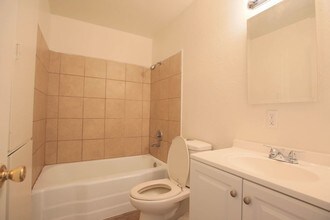 2123 W Devonshire Ave in Phoenix, AZ - Building Photo - Building Photo