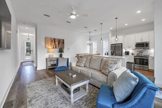 56 Bella Vista Ct in Miramar Beach, FL - Building Photo - Building Photo