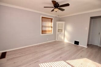 86 Argyle Crescent in St Catharines, ON - Building Photo - Building Photo