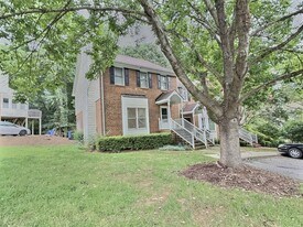 7 Preakness Dr in Durham, NC - Building Photo