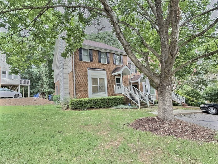 7 Preakness Dr in Durham, NC - Building Photo