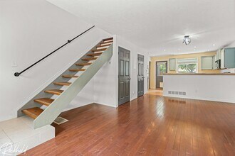 1253 S Flower Cir in Lakewood, CO - Building Photo - Building Photo