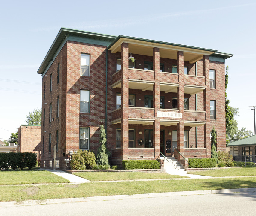 Pagoda in Mount Clemens, MI - Building Photo