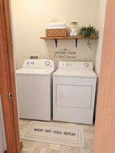 121-123 S Main St in Elkhart, IN - Foto de edificio - Building Photo