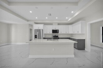636 Ladd St in Lehigh Acres, FL - Building Photo - Building Photo