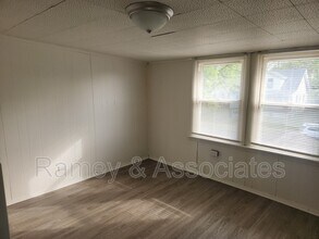 1122 Larchmont Ave in Louisville, KY - Building Photo - Building Photo