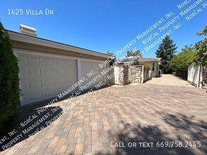 1425 Villa Dr in Los Altos, CA - Building Photo - Building Photo