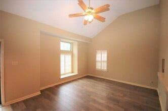 1643 Oaken Bucket Dr in Memphis, TN - Building Photo - Building Photo