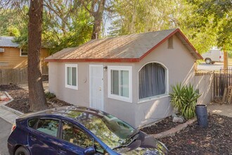 104 4th St in West Sacramento, CA - Building Photo - Building Photo