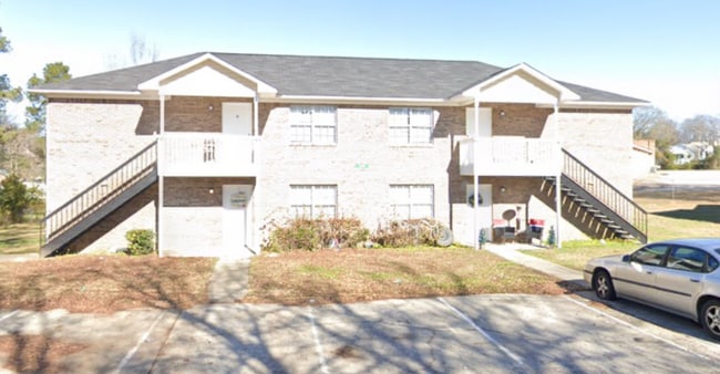 property at 2606 Kennon Ct