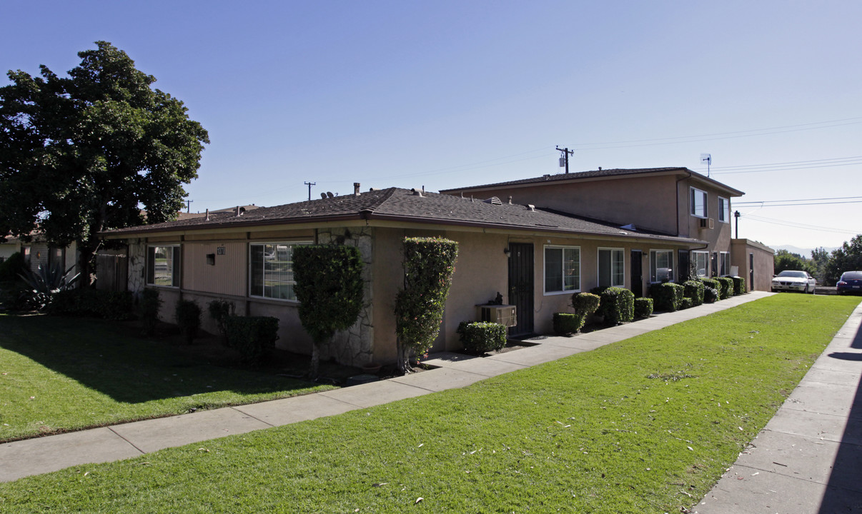 1378 Randy St in Upland, CA - Building Photo