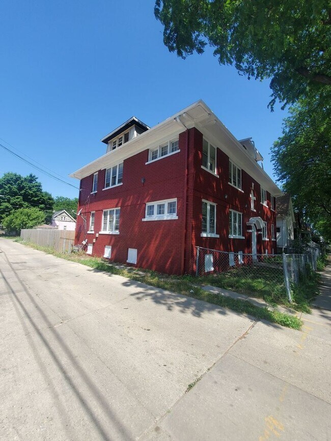 3121 N 39th St in Milwaukee, WI - Building Photo - Building Photo
