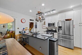 1403 A St SE in Washington, DC - Building Photo - Building Photo