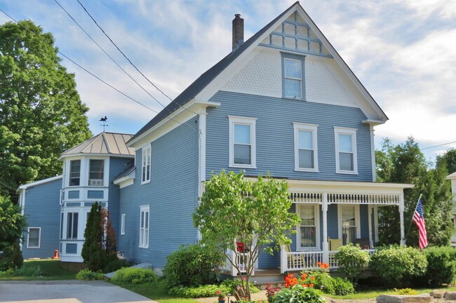 784 Main St in Cavendish, VT - Building Photo - Building Photo