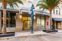 Solaire at the Plaza in Orlando, FL - Foto de edificio - Building Photo