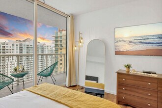 1200 Brickell Bay Dr, Unit SI ID1227452P in Miami, FL - Building Photo - Building Photo