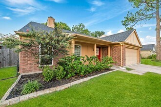 18178 Holly Green Dr in Houston, TX - Building Photo - Building Photo